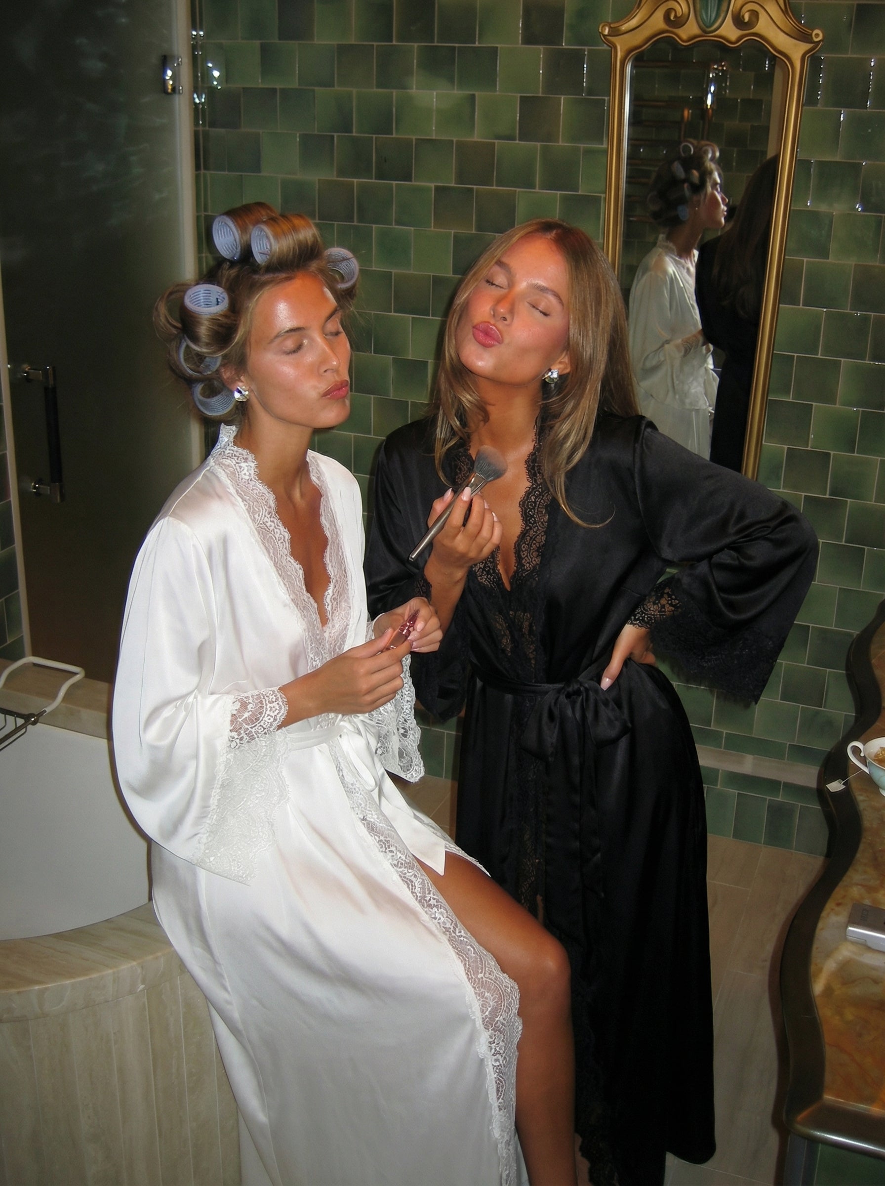 Celine Lace in Black